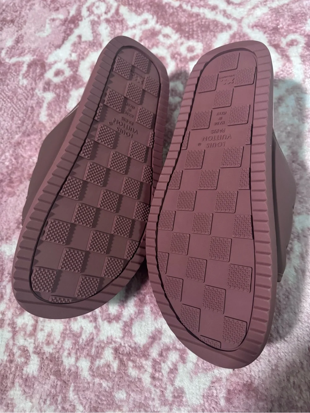 Louis Vuitton Chestnut Monogram Slide Sandals. Used eu44 us11